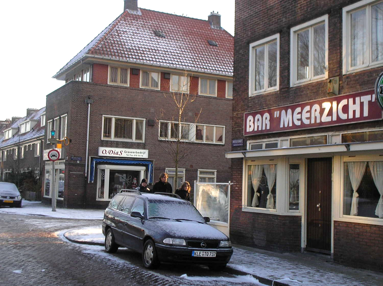 Café Bar Meerzicht Middenweg 398  - 2010  <p>.<br />
Foto: Jo Haen ©</p>