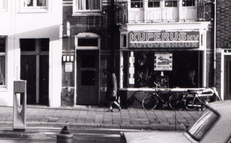 Middenweg 175 - 1972 .<br />Klik rechts bovenaan op de foto en de foto wordt vergroot weergegeven.<br />Foto: Beeldbank Amsterdam .<br />Foto: Beeldbank Amsterdam 