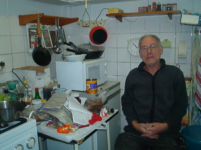 Morgenster_keuken Marcel in zijn keuken 