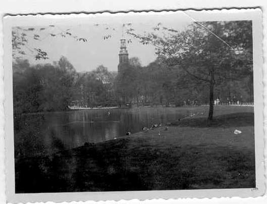 Oosterpark 1935 - voorkant foto.jpg  