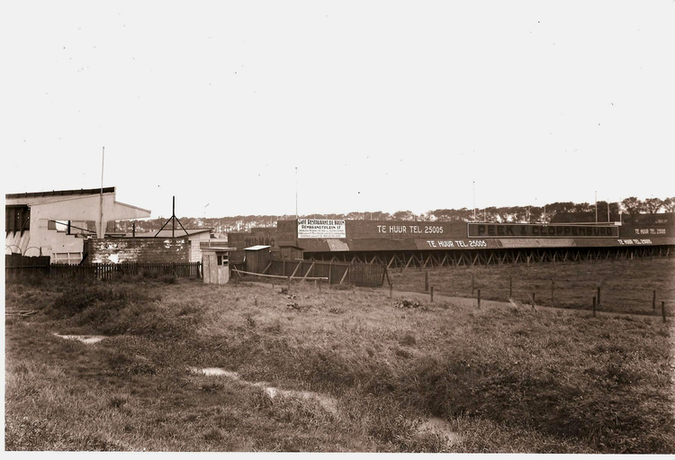 Oude AJAX stadion 1911-1934 Foto September 1930 Middenweg 261  