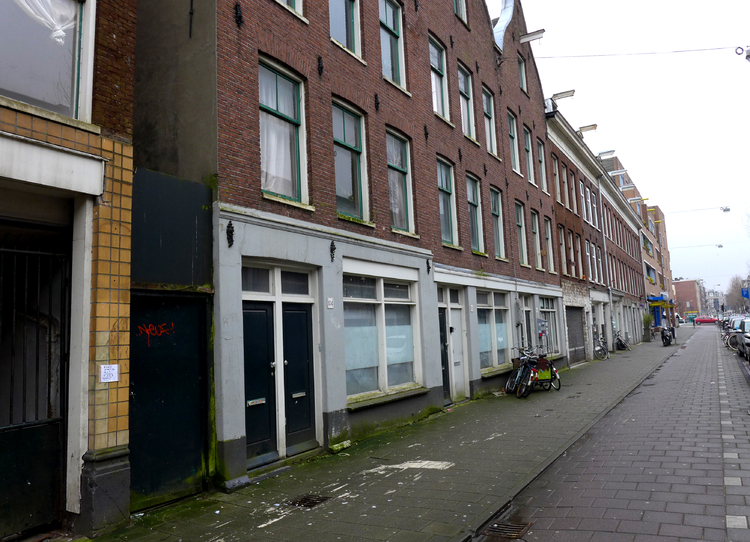 richting Wibautstraat niet alles is gerenoveerd 