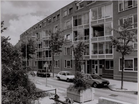 Tugelaweg 1992 "De buurt is enorm veranderd de laatste twintig jaar." Nieuwbouw aan de Tugelaweg in 1992 (Foto: Gemeentearchief Amsterdam) 