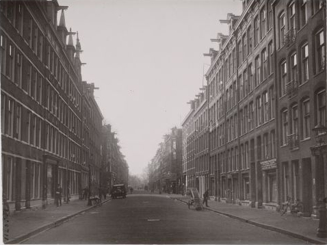 Reinwardtstraat 1932 De Reinwardtstraat in 1932 (Foto: Gemeente Archief Amsterdam) 