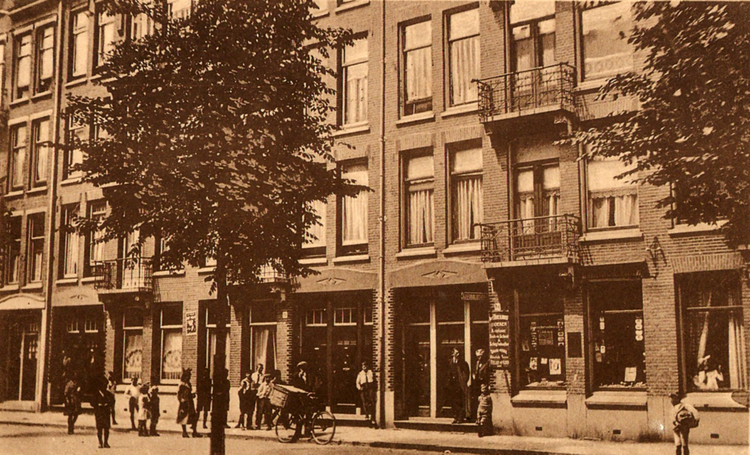 Pretoriusstraat 76 - 1922 .<br />Foto: Jan van Deudekom 