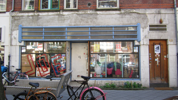 Pretoriusstraat 43 (kraakpand) - 2013 .<br />Foto: Jo Haen © 