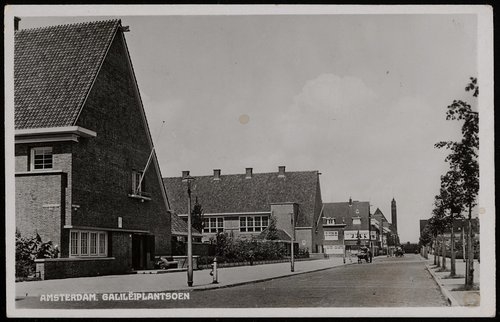 Galileïplantsoen. Deze prentbriefkaart dateert uit het jaar 1935. Bron: Beeldbank, Stadsarchief Amsterdam. 