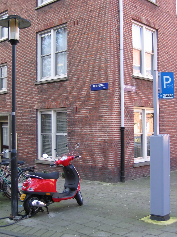 Retiefstraat, hoek Spitskopstraat. Foto van de huideige situatie, 2011 (februari).<br />Foto: Frits Slicht. 