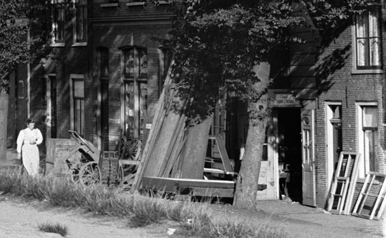 Ringdijk 03 - ± 1920 .<br />Klik rechts bovenaan op de foto en de foto wordt vergroot weergegeven.<br />Foto: Beeldbank Amsterdam .<br />Foto: Beeldbank Amsterdam 