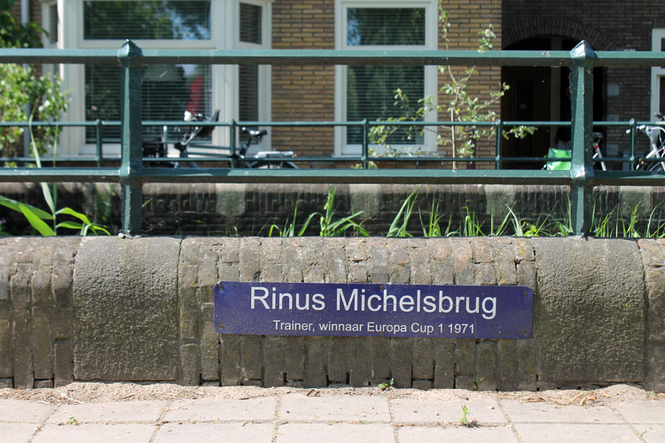 Rinus Michelsbrug, bij de Zaaiersweg .<br />Foto: Jo Haen 