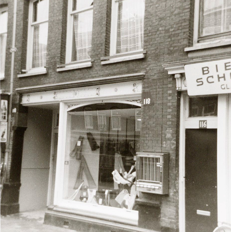 Ruyschstraat 118 - ± 1955 .<br />Foto: Beeldbank Amsterdam 