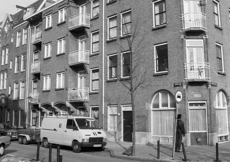 Smitstraat 32 - 1988 .<br />Foto: Beeldbank Amsterdam 