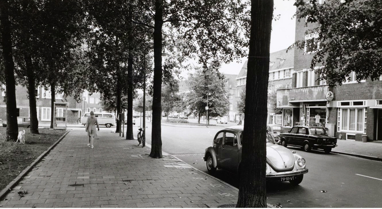 Soembawastraat - 1974 .<br />Foto; Beeldbank Amsterdam 