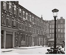  Sparrenweg met de nummers 23-29 in 1960. Foto van Arsath Ro 'is, eigendom Stadsarchief Amsterdam (beeldbank) 