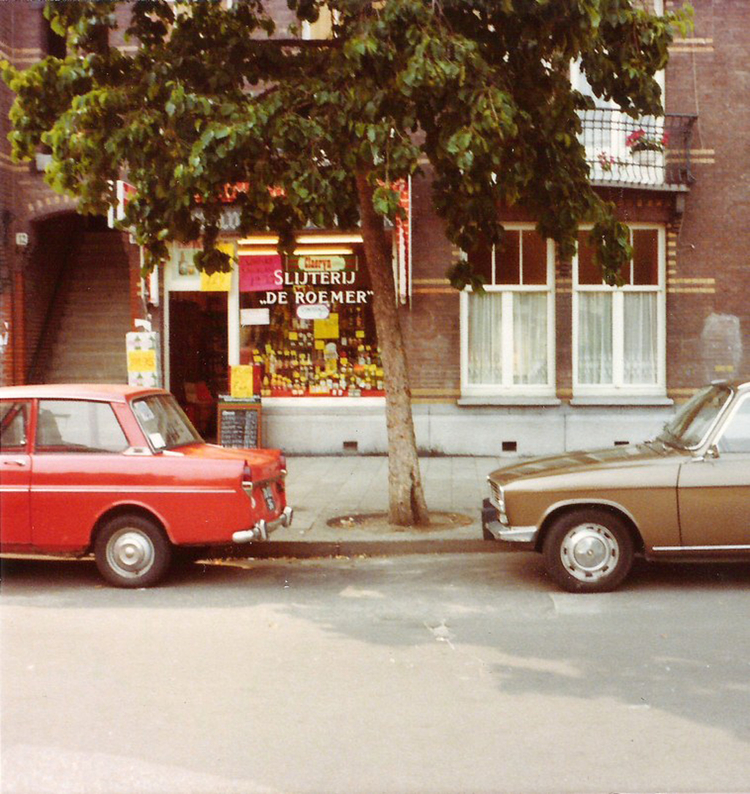 Pretoriusplein 10 - ± 1975 .<br />Foto: Ans van Huizen 