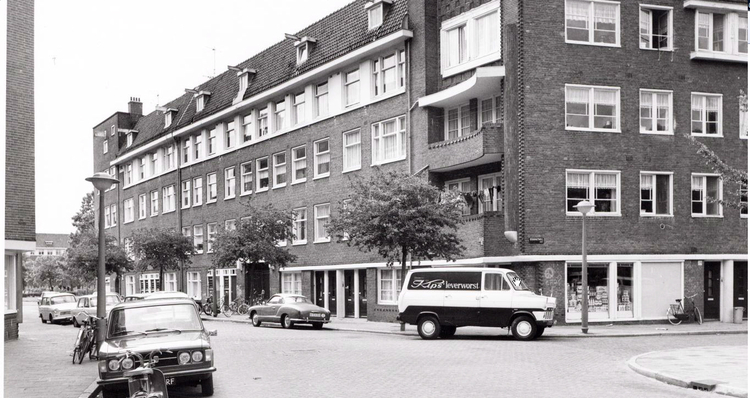 Sumatrastraat 249 - 1972 .<br />Foto: Beeldbank Amsterdam 
