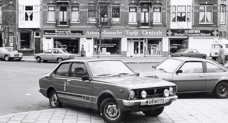 Sumatrastraat 53 - 59 - 1982 .<br />Foto: Beeldbank Amsterdam 