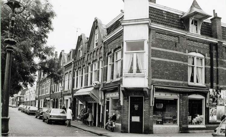 Transvaalkade 38 - 1976 .<br />Foto: Beeldbank Amsterdam 