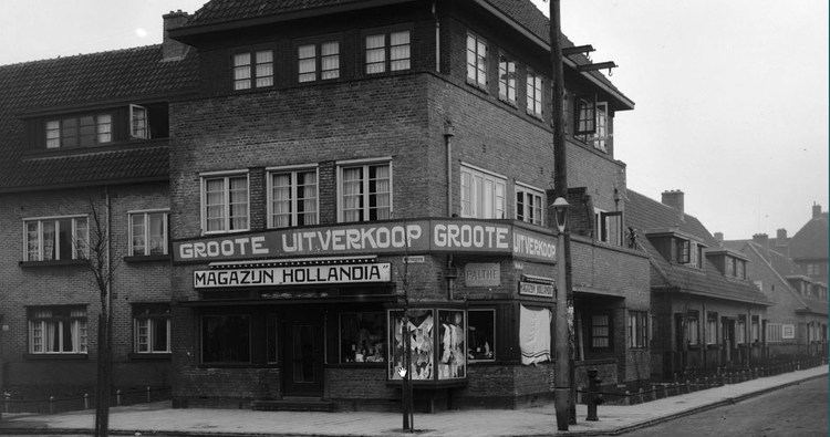 Veeteeltstraat 20 - 1926 .<br />Foto: Beeldbank Amsterdam 