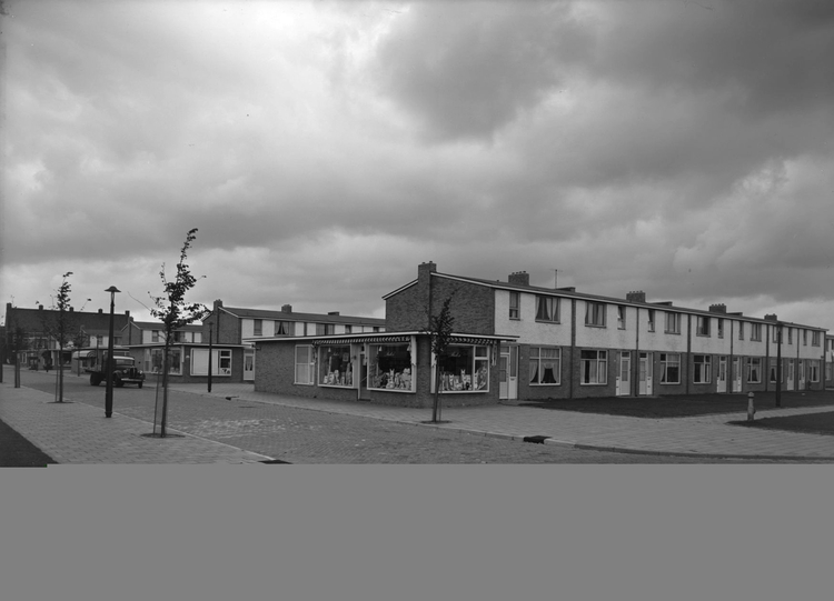 Fizeaustraat hoek Von Liebigweg. (1953) Foto Beeldbank Stadsarchief  