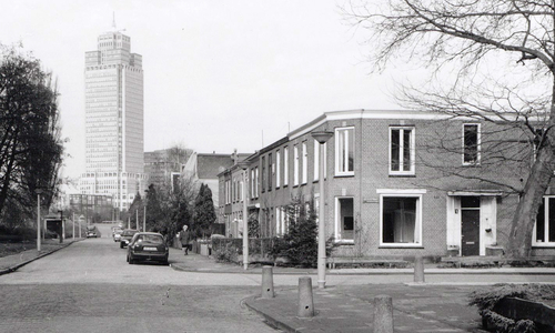 Weesperzijde 300 - 1999 .<br />Foto: Beeldbank Amsterdam 