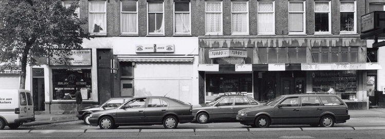Wijttenbachstraat 25 (rechts) - 1996 .<br />Foto: Beeldbank Amsterdam 