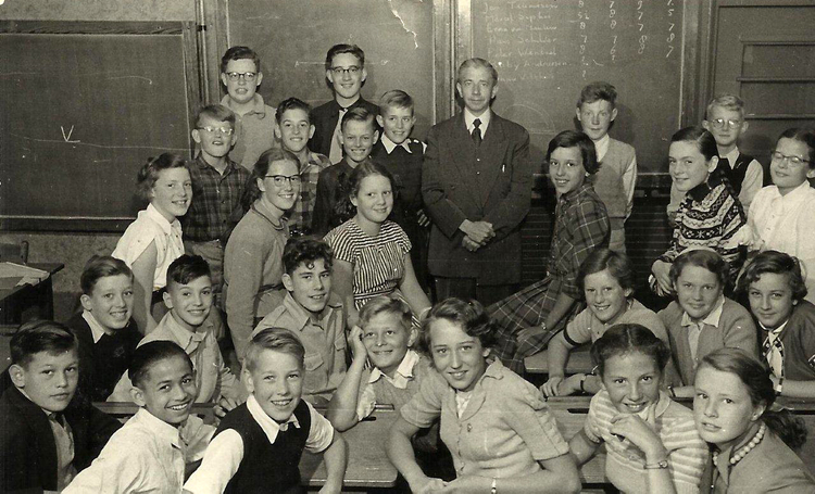 WSV  6e klas 1952 1953 Hr Horsmeijer .<br />Foto: Jan Peursum 