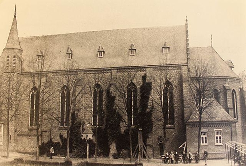 Klooster van Sint Joseph. Kloostercomplex St. Joseph Heel (Limburg)<br />Foto - bron: uit de kroniek van broeder Ivo, archief Daelzicht<br /> 
