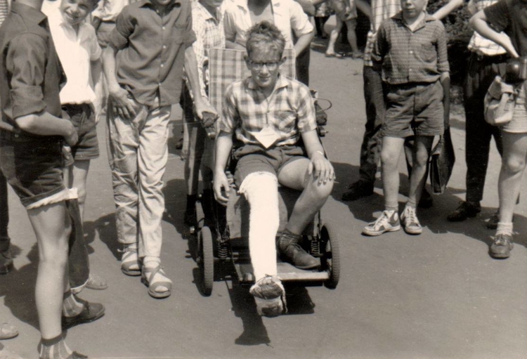 Uitje naar De Efteling georganiseerd door 'Ceram' op 2 juli 1961.  Foto in bezit van André van Tubergen.  Alle rechten voorbehouden  