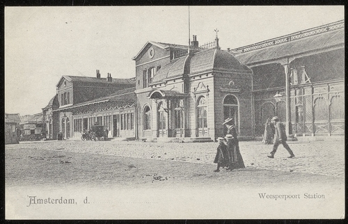 Weesperpoortstation, Rhijnspoorplein. Collectie Stadsarchief Amsterdam, Beeldbank: prentbriefkaarten. Datering ca. 1908.  