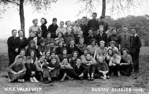 H H van Kolschool 1955 klas 3a en 3b134.jpg  