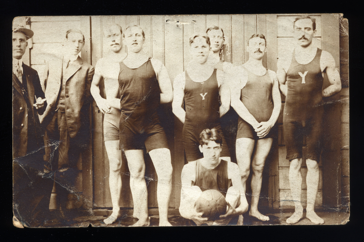 Het_Y_1902_1912, zwemmers van het eerste uur. Foto uit archief Het Y  