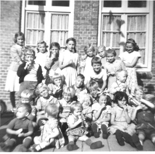 Kinderen uit de Vaalrivierstraat in 1951  