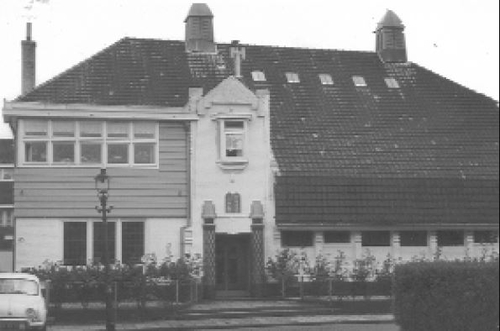 De synagoge te Bussum, bron: Historische Kring Bussum.  