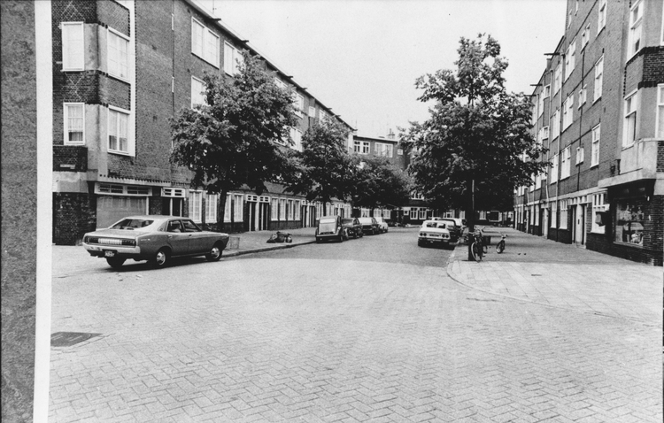 Celebesstraat hoek Sibogastraat Maart 1991. 