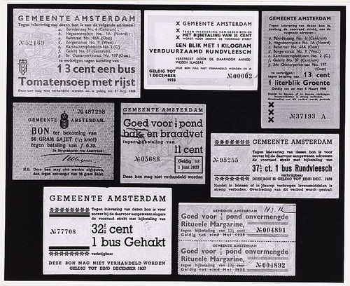 Voedselbonnen, voor geregistreerde werklozen (1933). Collectie Stadsarchief Amsterdam: foto's  