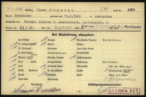 Simon Dresden, registratiekaart voor ingeleverde zaken mbt overdracht naar KL. Mauthausen, met handtekening van Simon Dresden. Bron: Arolsen Archives.  
