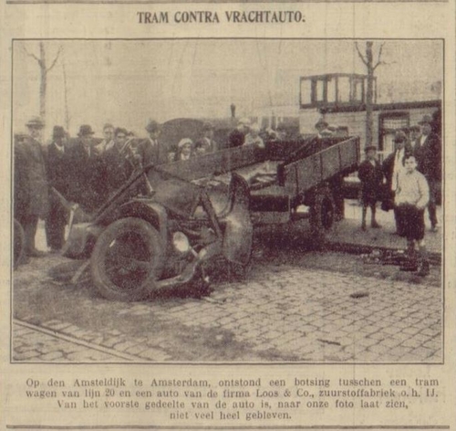 Aanrijding van vrachtauto van Loos & Co in 1930 aan de Amsteldijk, bron: Rotterdamsch nieuwsblad van 13-11-1930  