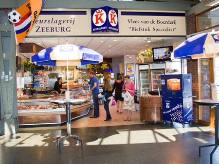 Keurslagerij Zeeburg BV in Winkelcentrum Brazilië, Amsterdam-Oost  