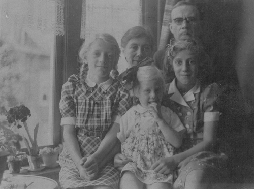 Familie Brouwer circa 1942  