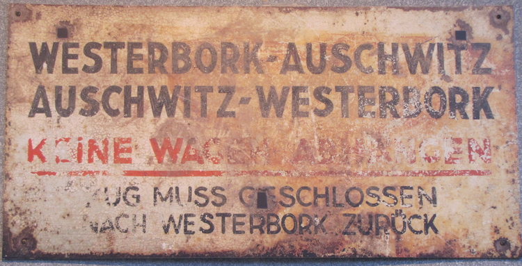 Bord uit Kamp Westerbork, bron: Foto gemaakt door Frits Slicht  
