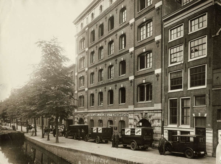 Chocolade-en Suikerwerkenfabriek Klene,Amsterdam,1930. Bron: Spaarnestad Archief  