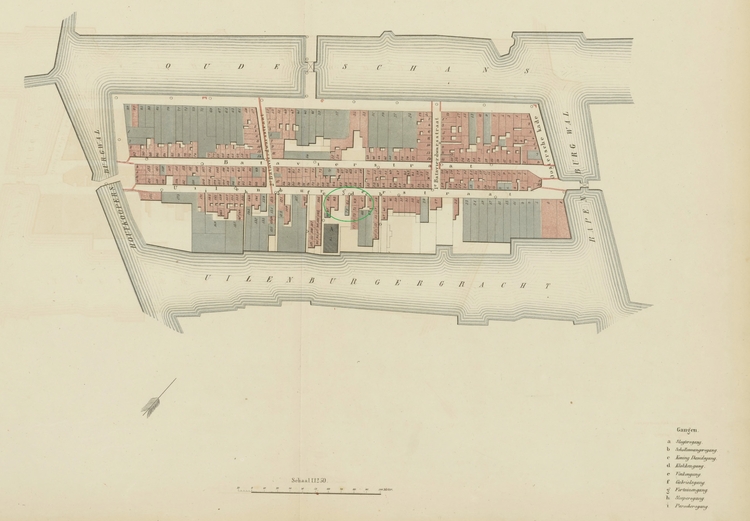 Buurtkaart uit de Lomanatlas, schaal 1:2500. Datering: 1876 – 1906, bron: 10043 – 715. Klokkengang is ‘d’, in de Uilenburgerstraat.   