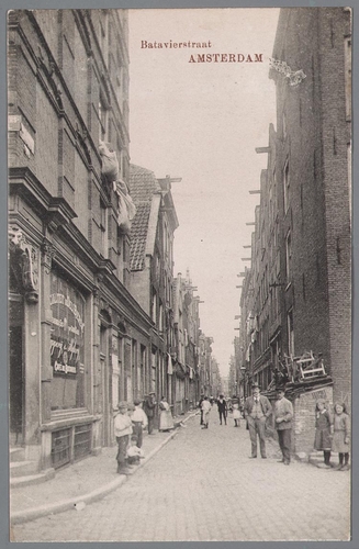 Batavierstraat in 1906, bron: collectie Jaap van Velzen via het Joods Historisch Museum  