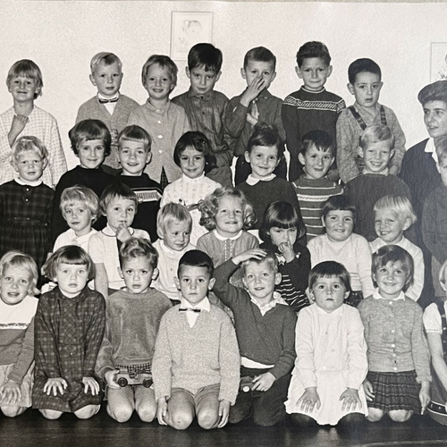 1962_-_kleuterklas_jufr._v._Balen_-_Maria_Gorettischool[1].jpg  