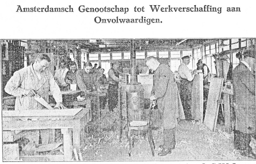 Werkplaats van de A.G.W.O.  Bron: Gemeentearchief Amsterdam, Archief van de Sociale Raad en rechtsvoorgangers, inv.nr. 400-2527.  