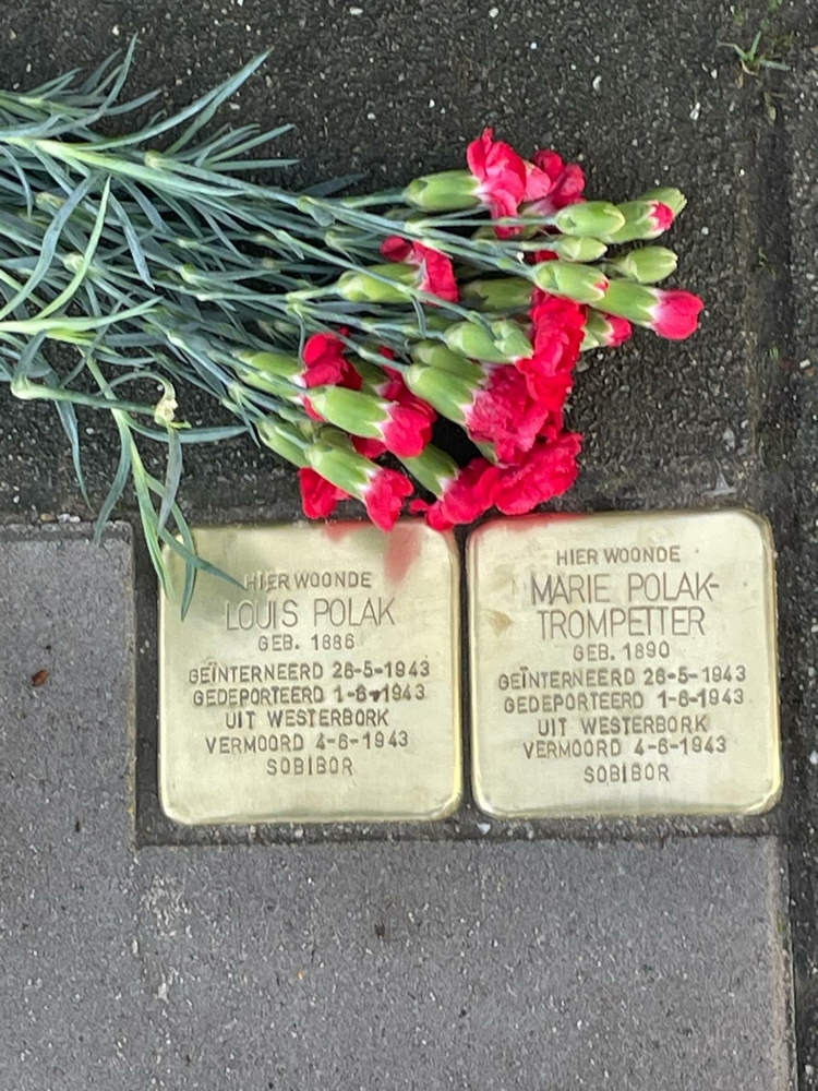 Stolperstenen gelegd 29 november 2024. Ringdijk 26  