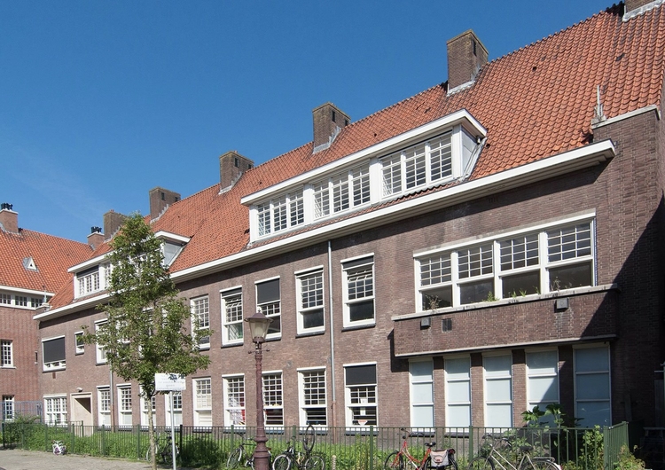 Jan Ligthartschool in de Kraaipanstraat, foto Luuk Kramer  