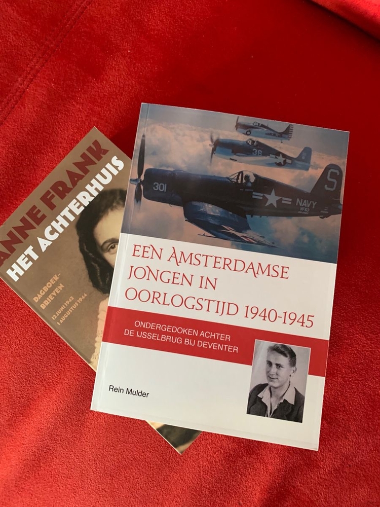 Rein Mulder-jr memoires Vader 1940-1945 in boekvorm De gevonden memoires  door zoon Rein-jr  Mulder Corona Lock Down sinds 1940-1945 weer avondklok,<br />In de oorlog heten het spertijd 