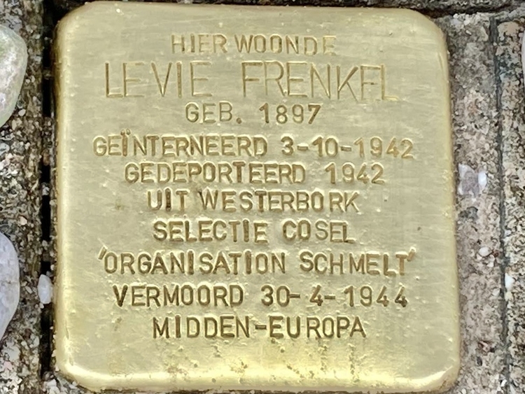 Stolperstein Mariotteplein eigen foto  